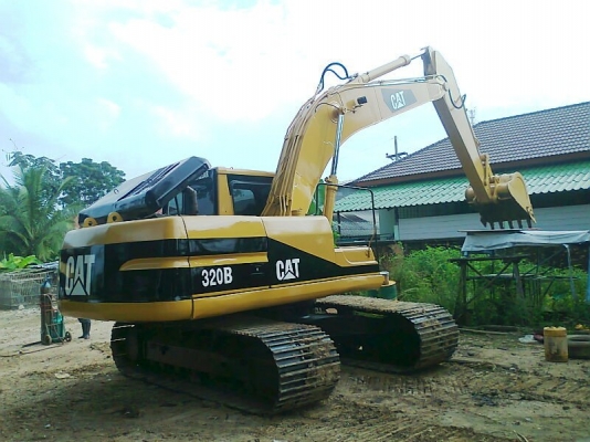 รถแบคโฮ CAT 320B ช่วงล่าง สวยมาก เต็ม100\% ระบบไฟฟ้าครบ แรงขุดดี ทำงานไว ประหยัดน้ำมัน