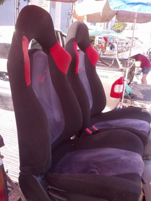 ขายเบาะเก่าญี่ปุ่น ครับ ติดตู้มา สภาพตามรูปไม่ขาดครับ ถอดจากซูบารุ