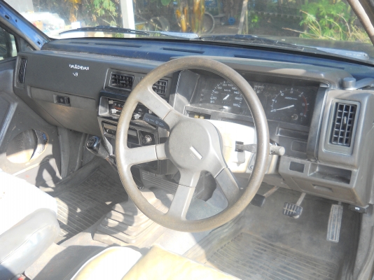 ขายNISSAN BIG-M ปี92 เครื่องฝาแดงหยาบ รถสวยพร้อมใช้งาน