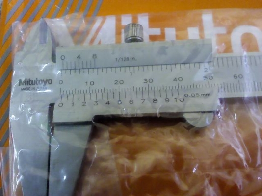 เวอร์เนีย MItutoyo 6 นิ้ว วัดกว้าง ลึก และรูใน ได้หมด สภาพใหม่มากพร้อมใช้