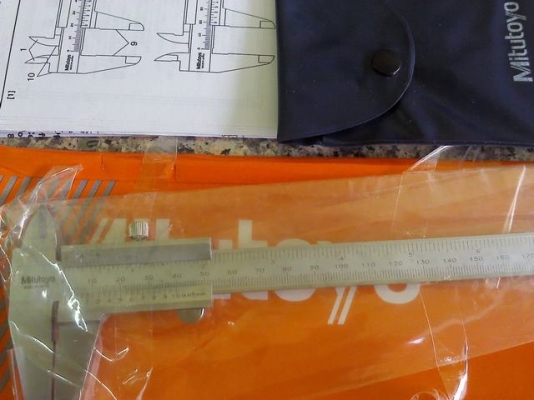 เวอร์เนีย MItutoyo 6 นิ้ว วัดกว้าง ลึก และรูใน ได้หมด สภาพใหม่มากพร้อมใช้