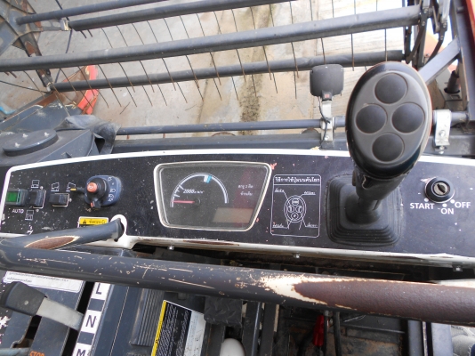 ขายรถเกี่ยวนวดข้าว DC-95GM Plus