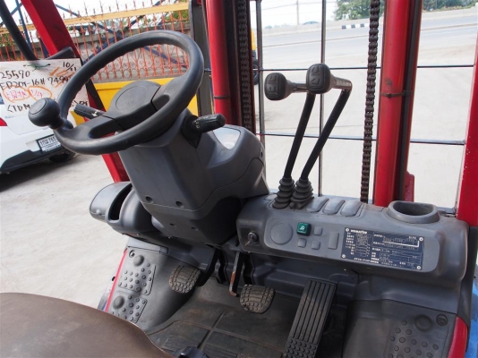 ** LOT 25/10/2556 คันที่ 2 รุ่นนี้มี 2 คัน ค่า ** KOMATSU FD20T-16-749972 เครื่องยนต์ดีเซล 4D94 เสาสูง 3 เมตร เกียร์ออโต้ สนใจติดต่อ 083-062-0223 ** LOT 25/10/2556 คันที่ 2 รุ่นนี้มี 2 คัน ค่า ** KOMATSU FD20T-16-749972 เครื่องยนต์ดีเซล 4D94 เสาสูง 3 เมตร เกียร์ออโต้ สนใจติดต่อ 083-062-0223