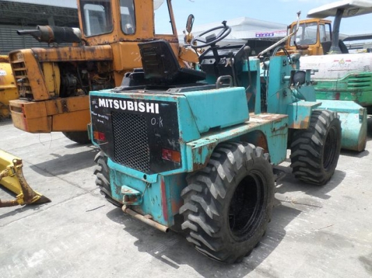 ขายรถ Mitsubishi WS 200A พร้อมใช้งาน