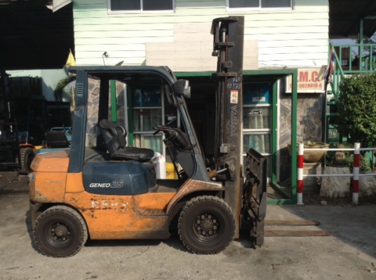 ++++++ ขายด่วน !!!  รถโฟล์คลิฟท์  TOYOTA  7FG25   (รถใช้งาน  3,xxx  ชม. รถนอกนำเข้า  ราคาถูก  เข้ามาใหม่ ๆ เลยครับ ) เครื่องยนต์เบนซิน  เสา 4 เมตร  เกียร์ธรรมดา  ฮิ้งค์  งากระดกได้  ***  สนใจ สอบถาม เข้ามาลองรถก่อนได้  ราคากันเอง  คุยกันได้ครับ ++++++