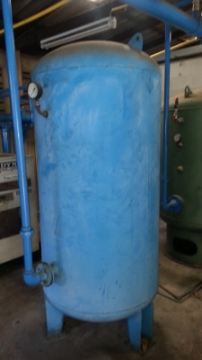 ขายปั๊มลมสกรู kOBELCO 50 HPปี2003 ทั้งชุดราคา 250,000 บาท