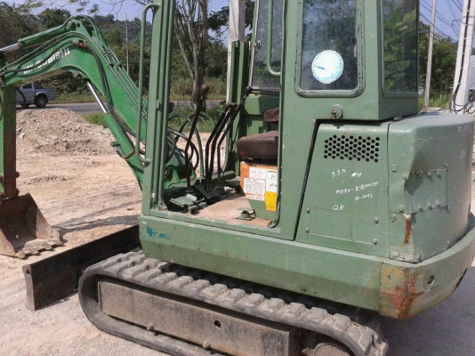 ขายรถขุด MITSUBISHI  ME20 เก่านอก สภาพดี มีไลน์เจาะ มีตัวเดินเร็ว