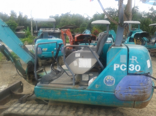 ขายรถขุด KOMATSU  PC27R-8  เก่านอก สภาพดี  ปั้มนิ้ว โคนโทลน้ำมัน