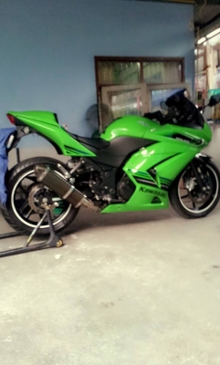 ninja250 ปี2012วารันตีอีก1ปีนิดๆท่อDBS fullเเละของเเต่งอื่นๆ