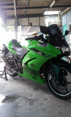 ninja250 ปี2012วารันตีอีก1ปีนิดๆท่อDBS fullเเละของเเต่งอื่นๆ