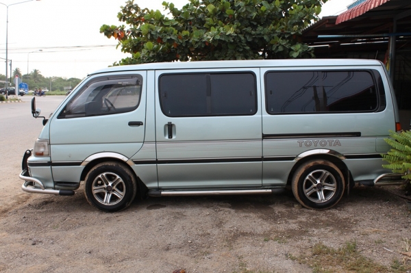 รถตู้ TOYOTA HIAC ปี95 สภาพสวยพร้อมใช้ เอกสารพร้อม 175000