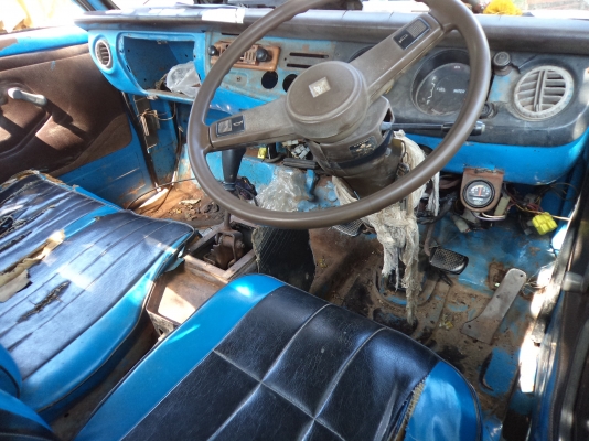 **158000บาท ขายรถ6ล้ออีซูซุTLราคาถูกๆเครื่อง100แรง คัซซีสวยทั้งเส้น พร้อมใช้งานคับ