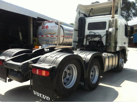 VOLVO FM13  400 แรงม้า เพลาเดียว-รถจดปี-2554-วิ่ง-340.000-กม