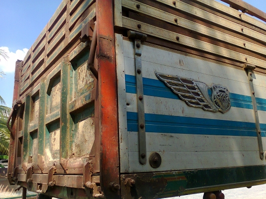 กระบะ 10 ล้อ  ยาว 6.2 เมตร อุปกรณ์ครบชุด