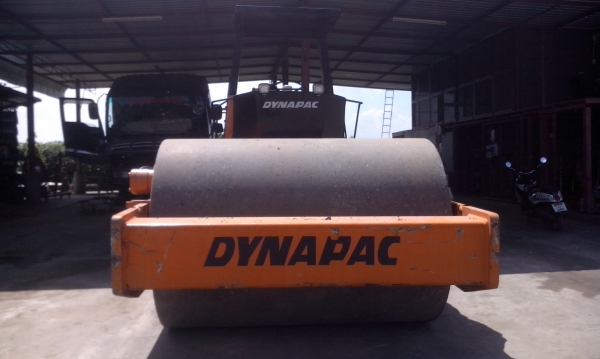 รถบด  Dynapac CA511D  2 เพลา เก่านอกสภาพสวยพร้อมใช้งาน