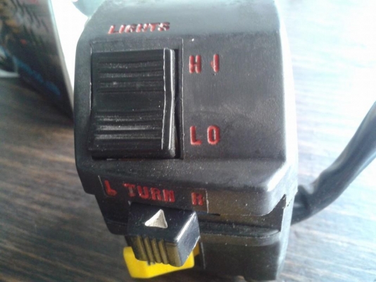 ขายอะไหล่นิดหน่อยคับ เก็บจนเก่า