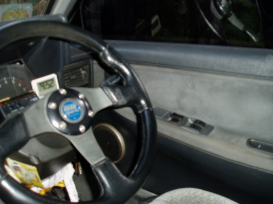 ขายรถตู้ไลท์เอท เกียร์ออโต้125000 เครื่อง4เอสเบนซิน1800หัวฉีดติดแก๊ส