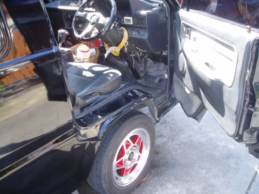 ขายรถตู้ไลท์เอท เกียร์ออโต้125000 เครื่อง4เอสเบนซิน1800หัวฉีดติดแก๊ส