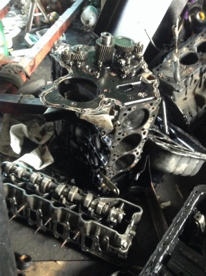 ท่อนล่าง8ตับ มิตซูสตาด้า.2.8 เครื่องเทอร์โบ  ข้อ/ก้านดี  สื้อสูบมีรอยนิด1  แถมฝาสูบไห้เป็นอะไหร ด้วย  ขายไม่แฟงคัฟ