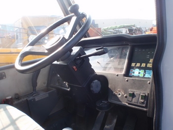 ขายรถเครน 10 ตัน Kato KR-10H #2510130 1992YR 19,240HR 88,288KM สต็อกที่ญี่ปุ่นค่ะ ถ้าสนใจรบกวนโทร.080-656-5422 (หนิง)