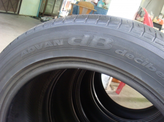 ขายยาง Yokohama 215/55/17  ปี 12