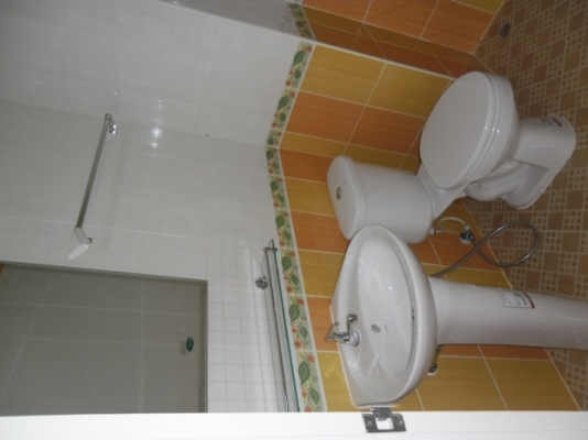 หอพักบางแสนใกล้ ม.บูรพา เดือนละ 4200 บ.