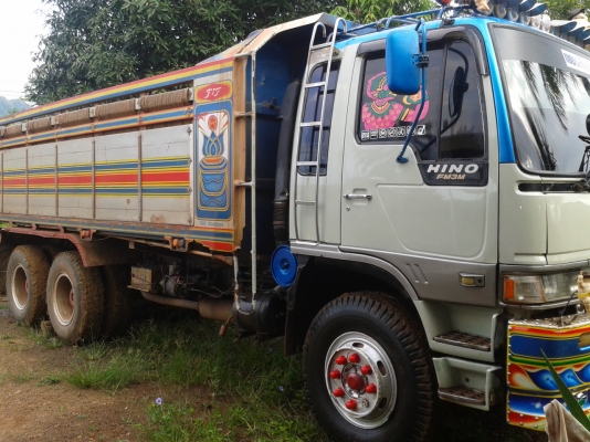 ขาย สิบล้อ hino 1m  ราคา 1,100,000 บาท