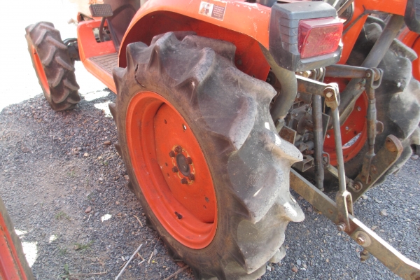 ขาย B2420 มือสอง ตามสภาพ