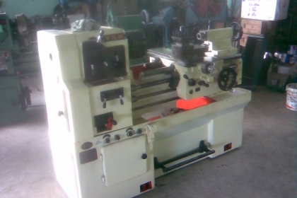 เครื่องกลึง 5 ฟุต yamสภาพพร้อมใช้งานครับเดิมๆครับ เป็นของ yamครับ ขนาด  5   ฟุตครับราคานี้คุ้มครับ