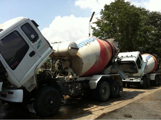 ISUZU DECA FXZ 270 แรงม้า รถคอนกรีตผสมเหลว-รถปี-2549