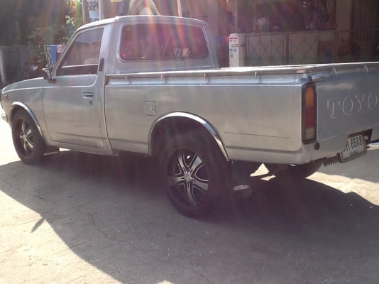 ขายรถคราสิคโตโยต้าRN20สภาพสวย ขายรถคราสิคโตโยต้าRN20สภาพสวย