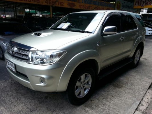 ขายด่วน TOYOTA FORTUNER 2.5G 2010 ขายด่วน TOYOTA FORTUNER 2.5G 2010