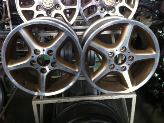 ล้อ Nissan VRS import auto part