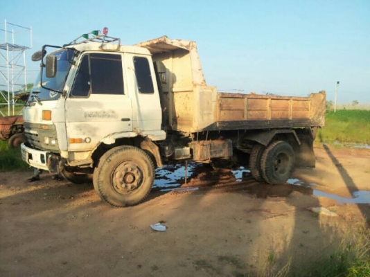 ขายแล้วครับไปตรังUD หกล้อดั้มพ์ หัวเดิม เครื่องเดิม 185 แรงม้า ยางใหม่ พร้อมโอน ทะเบียนมือเดียวซื้อใหม่เลยครับ ตอนนั้นซื้อมา9แสนกว่า ขายแล้วครับไปตรังUD หกล้อดั้มพ์ หัวเดิม เครื่องเดิม 185 แรงม้า ยางใหม่ พร้อมโอน ทะเบียนมือเดียวซื้อใหม่เลยครับ ตอนนั้นซื้อมา9แสนกว่า