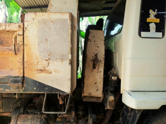 ขายแล้วครับไปตรังUD หกล้อดั้มพ์ หัวเดิม เครื่องเดิม 185 แรงม้า ยางใหม่ พร้อมโอน ทะเบียนมือเดียวซื้อใหม่เลยครับ ตอนนั้นซื้อมา9แสนกว่า ขายแล้วครับไปตรังUD หกล้อดั้มพ์ หัวเดิม เครื่องเดิม 185 แรงม้า ยางใหม่ พร้อมโอน ทะเบียนมือเดียวซื้อใหม่เลยครับ ตอนนั้นซื้อมา9แสนกว่า