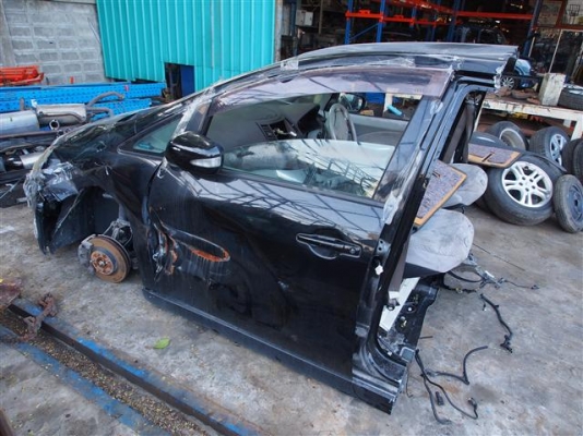 ** LOT 31/10/2556 ** LOT นี้ ทางเราตัดรถเก๋งมาทั้งตู้ ค่า ^^ สนใจสินค้าติดต่อได้ที่ 081-839-1795 ค่า ^^