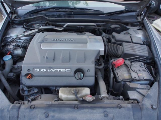 ** LOT 31/10/2556 ** LOT นี้ ทางเราตัดรถเก๋งมาทั้งตู้ ค่า ^^ สนใจสินค้าติดต่อได้ที่ 081-839-1795 ค่า ^^