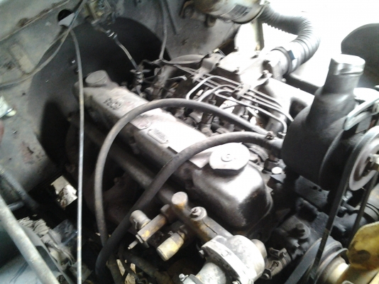 ขายjeepกลางtoyotaเคื่รอง6สูบดีเซลพ่วงมลัยpower