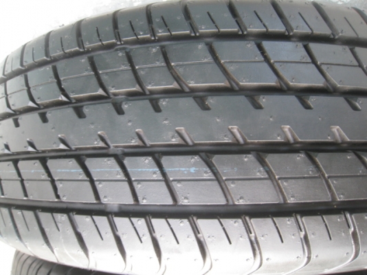 ขายกะทะล้อป้ายแดง Toyota vios ขอบ15 4รู100 ยางผลิตสัปดาห์ที่26 ปี13  สนใจติดต่อเล็กคลองสามครับ (081-3747940)