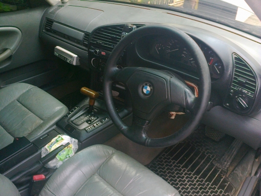 ขายรถ BMW 318i สภาพสวย พร้อมใช้ รถใช้น้อย ขายรถ BMW 318i สภาพสวย พร้อมใช้ รถใช้น้อย