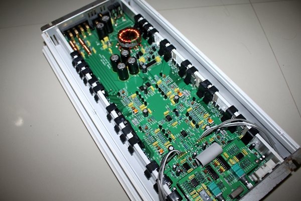 ขายแอมป์ clarion เก่าๆ เสียงดี