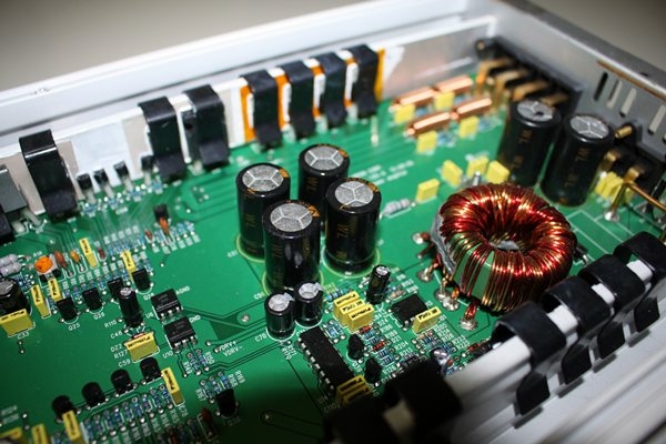 ขายแอมป์ clarion เก่าๆ เสียงดี