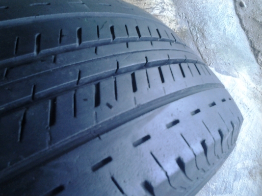 ยาง บริสโตน 215/70/15 ดอกหนาๆนุ่มๆ ยาง บริสโตน 215/70/15 ดอกหนาๆนุ่มๆ