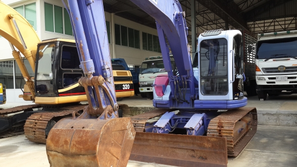 ขายรถแบคโฮ Komatsu PC128UU เครื่องเงียบนิ่ง นำเข้าจากญิ่ปุ่น ติดต่อ 081-8507085 คุณ เอ