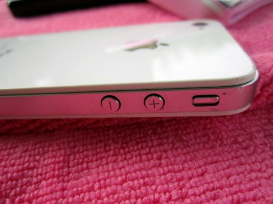 ขาย Iphone 4 - 32 gb