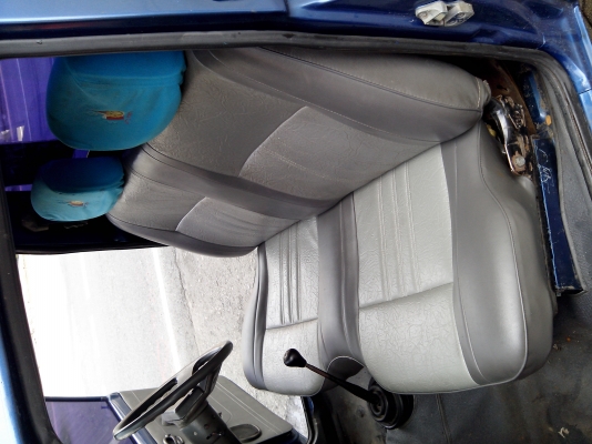 มาสด้า รุ่น แฟมิเลีย