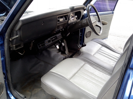 มาสด้า รุ่น แฟมิเลีย