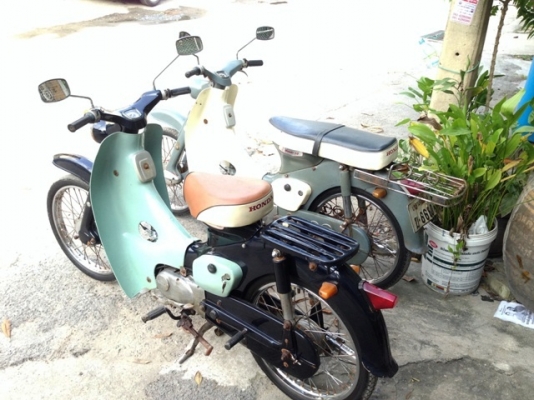 **ขาย Honda C102 เเท้ๆ เหมา 2 คัน 50,000 ** ชมก่อน
