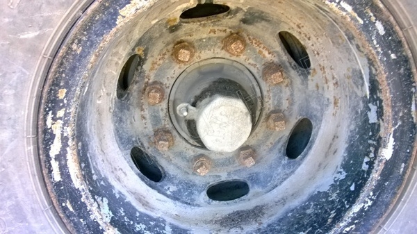 หางดั๊มพ์ เทนเลอร์ ของสามมิตรมอเตอร์