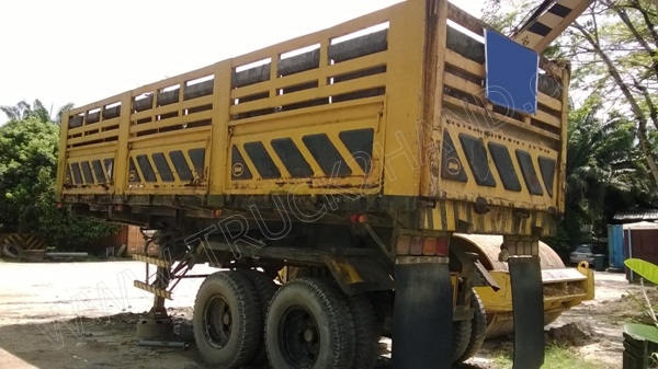 หางดั๊มพ์ เทนเลอร์ ของสามมิตรมอเตอร์